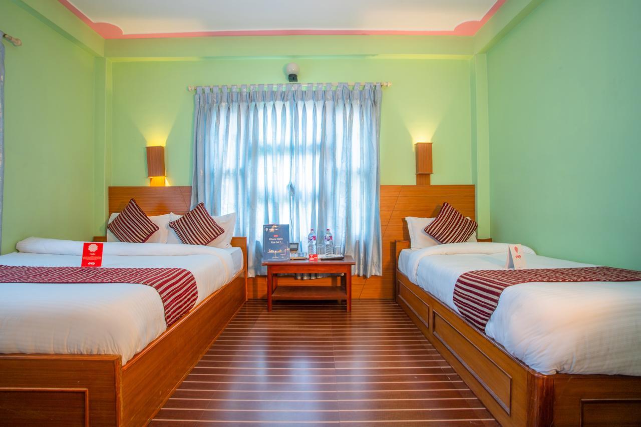 Hotel Glory Garden Pokhara Exteriör bild