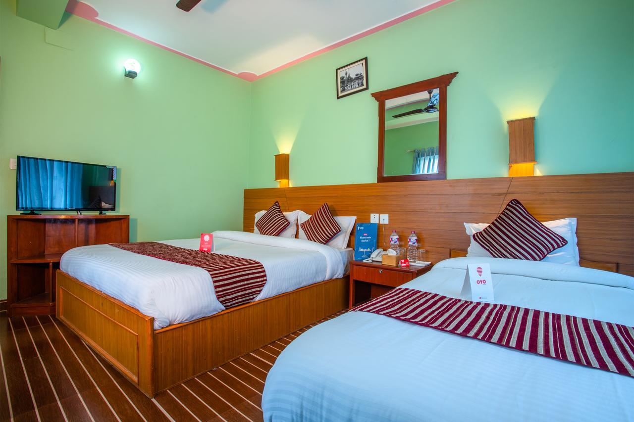 Hotel Glory Garden Pokhara Exteriör bild