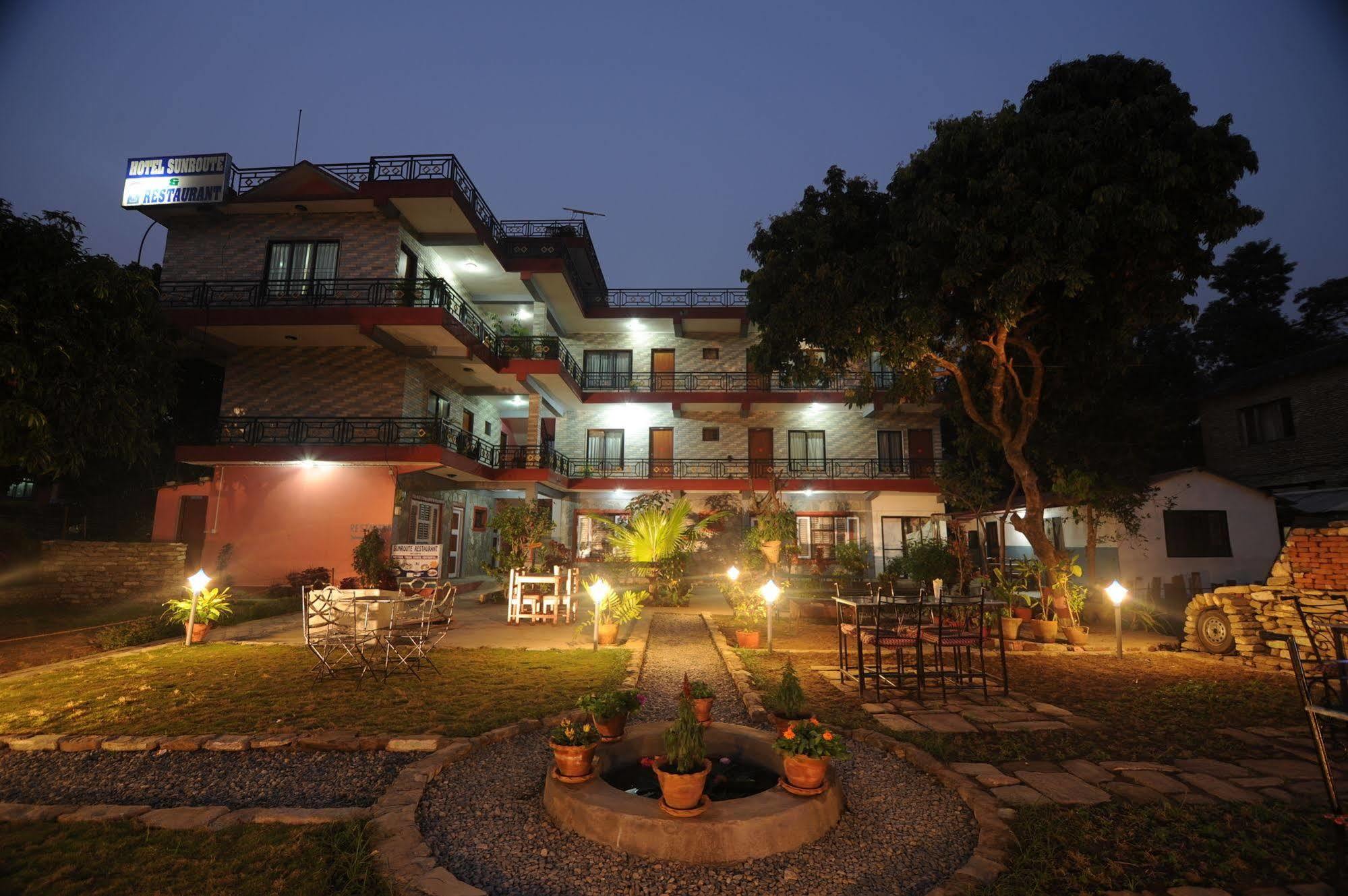 Hotel Glory Garden Pokhara Exteriör bild