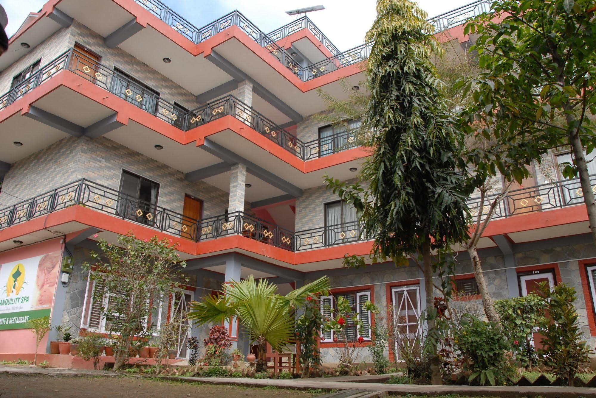 Hotel Glory Garden Pokhara Exteriör bild