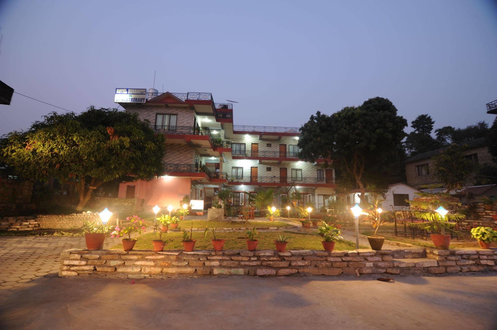 Hotel Glory Garden Pokhara Exteriör bild
