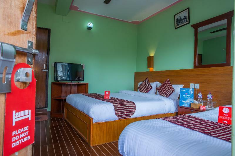 Hotel Glory Garden Pokhara Exteriör bild
