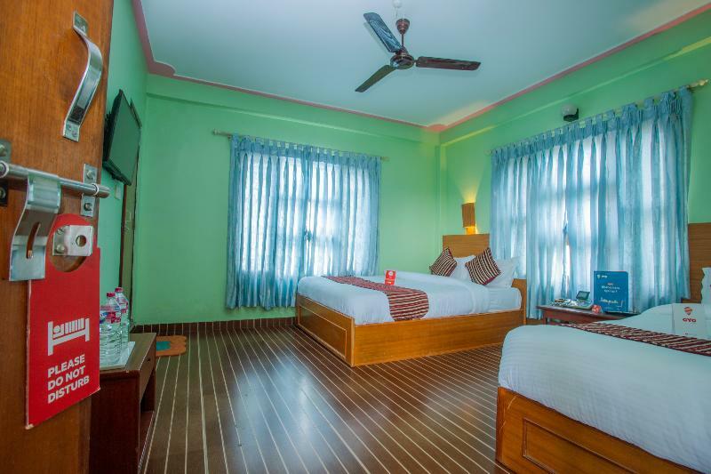 Hotel Glory Garden Pokhara Exteriör bild